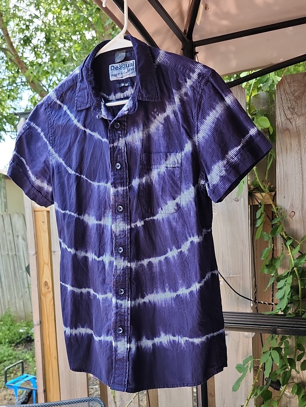 Desigual Men’s Navy and White Tie-Dye Short Sleeve Button-Up Shirt